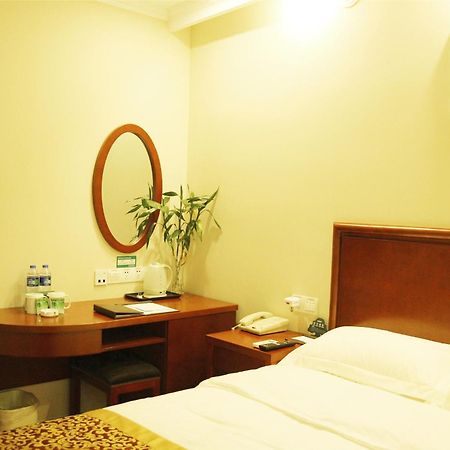 Greentree Inn Anhui Huaibei Renmin Road Business Hotel Exterior photo